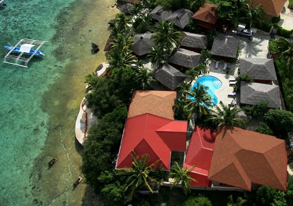 Magic Island Dive Resort Moalboal Exteriör bild